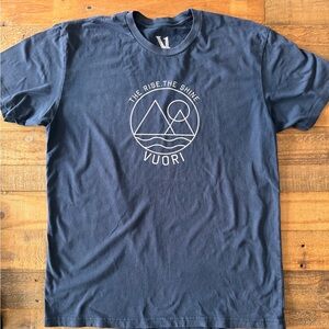 Vuori Navy Short-Sleeve Graphic Tee with White Crest